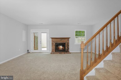 11171 Hamlet Ct, Fredericksburg, VA 22407 - photo 6