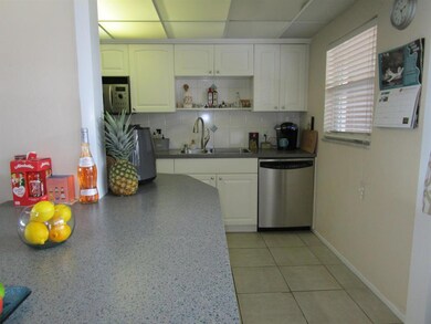 401 N Riverside Dr unit 204, Pompano Beach, FL 33062 - photo 6