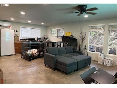 48232 Westoak Rd, Westfir, OR 97492 - photo 3