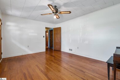 1015 Fairfield Dr, Anderson, SC 29621 - photo 6