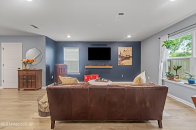 2409 Esplanade St, Ocean Springs, MS 39564 - photo 7