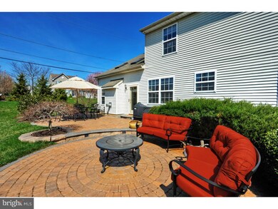 201 Overlook Dr, Schwenksville, PA 19473 - photo 2