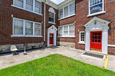 804 Walker St unit 9, Columbia, TN 38401 - photo 2