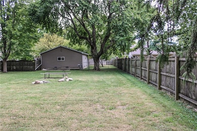 502 S Parke St, Tuscola, IL 61953 - photo 6