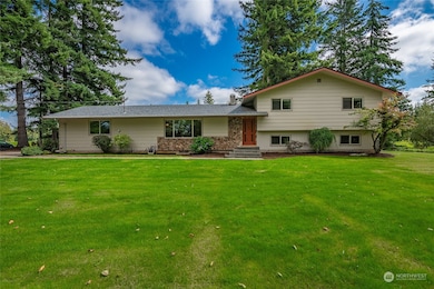 8370 Sunrise Rd, Custer, WA 98240 - photo 2