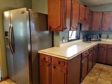 2938 Laporte St, Highland, IN 46322 - photo 7