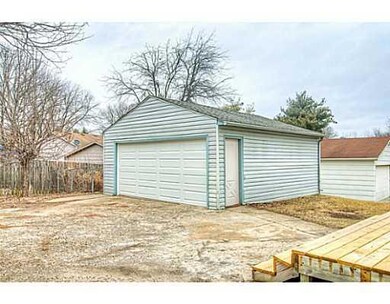 Parking Lot/Garage.