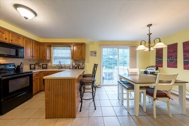 34 Bartlett St unit 34, Northborough, MA 01532 - photo 5