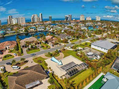 4228 Crayton Rd, Naples, FL 34103 - photo 7