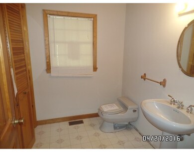 72 Corbin Rd, Dudley, MA 01571 - photo 6