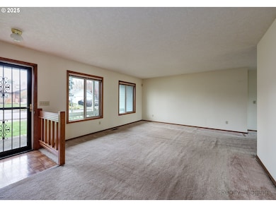 3756 SW 7th Ct, Gresham, OR 97030 - photo 4