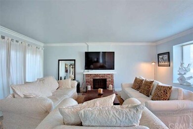 Lower Level Unit A - Living Room w Fireplace @ 344