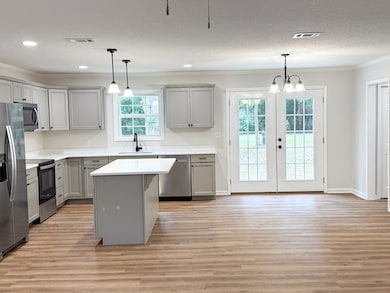 808 Satilla Blvd, Waycross, GA 31501 - photo 4