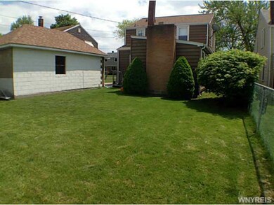 184 Lindsay Place, North Tonawanda, NY 14120 - photo 2