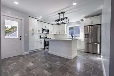 153 Ray St, Fall River, MA 02720 - photo 4