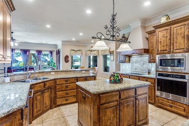 6824 Wild Stallion Rd, Fort Worth, TX 76126 - photo 6