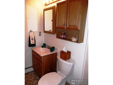 2nd bathroom