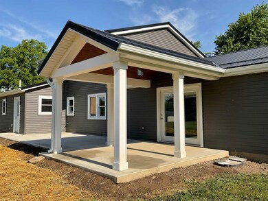 417 W Roe St, Ossian, IN 46777 - photo 7