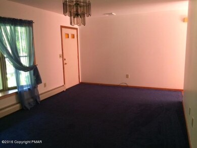 179 Buffalo Ln, Saylorsburg, PA 18353 - photo 4