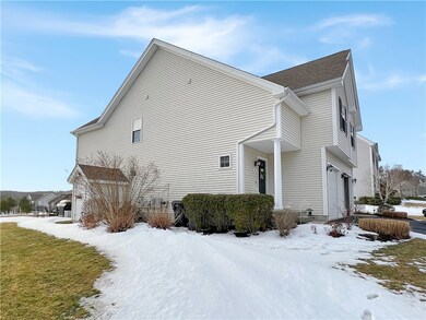 32 Berm Dr, Cumberland, RI 02864 - photo 4