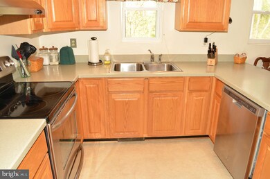 27 Hull Ave, Annapolis, MD 21403 - photo 3