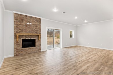 living room area/eat-in area