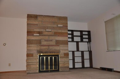 1085 Racine Ave, Columbus, OH 43204 - photo 4