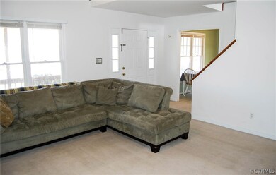 GREAT ROOM FACING THE FRONT DOOR