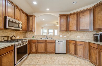 5225 Bailey Ln, Alvin, TX 77511 - photo 2