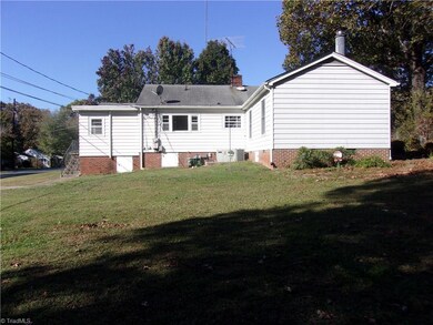 791 Mcdermott St, Asheboro, NC 27205 - photo 2