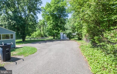 12603 Livingston Rd, Fort Washington, MD 20744 - photo 7