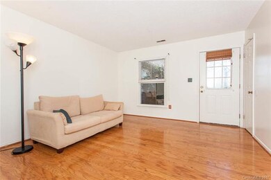 16 Vail Ct, Asheville, NC 28806 - photo 4