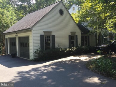 10523 Knollwood Dr, Manassas, VA 20111 - photo 3