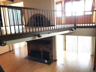 FOYER VIEW