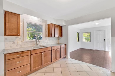 2324 Langdon Farm Rd, Cincinnati, OH 45237 - photo 4