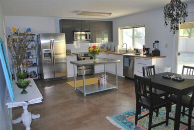 HUGE REMODELED KITCHEN