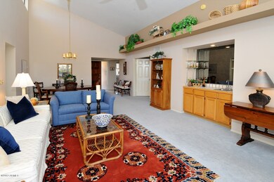 Grand Living