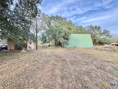 24 Colake Dr, Victoria, TX 77905 - photo 7