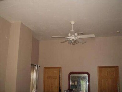 25 Westview Dr, Oxford, MA 01540 - photo 6