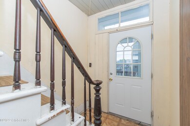 337 Sherman St, Albany, NY 12206 - photo 4