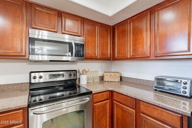 KITCHEN DETAIL