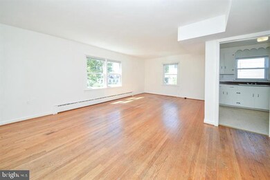 130 S 29th St unit 3, Purcellville, VA 20132 - photo 3