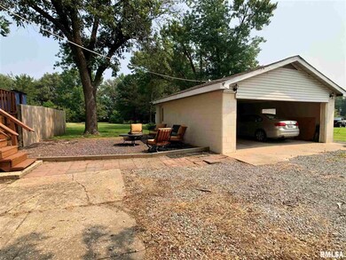 1020 W Beggs Place, Harrisburg, IL 62946 - photo 6