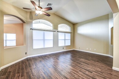 DINING LIVING 2