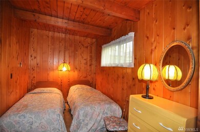 2124 Maple St, Point Roberts, WA 98281 - photo 6