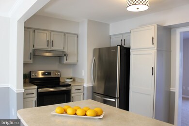 213 Fairfield Dr, Warrenton, VA 20186 - photo 6