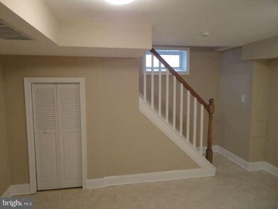 5526 B St SE, Washington, DC 20019 - photo 6