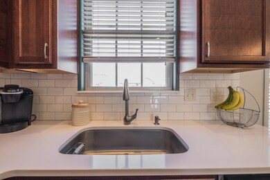 5802 Mahon Dr Columbia MO-print-008-22-K