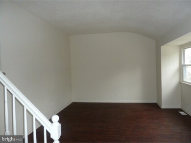 2404 S Cuthbert Dr, Lindenwold, NJ 08021 - photo 3