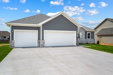 1129 S Gettysburg Loop, Republic, MO 65738 - photo 3